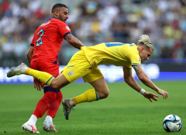 Mykhailo Mudryk is injured during Ukraine vs England in Euro 2024 qualifying