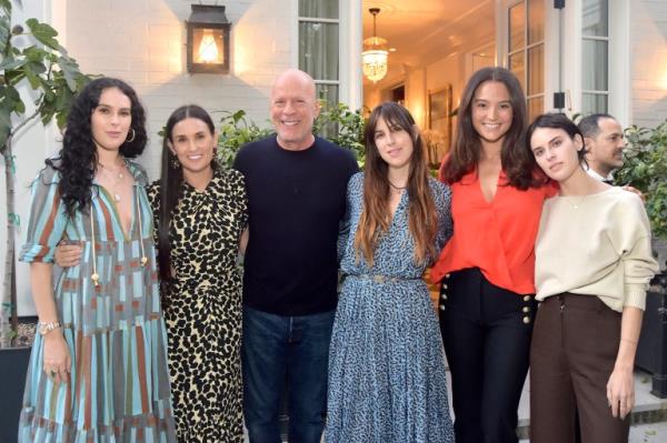 Rumer Willis, Demi Moore, Bruce Willis, Scout Willis, Emma Heming Willis and Tallulah Willis