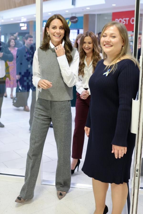 BRACKNELL, ENGLAND - OCTOBER 04: Catherine, Princess of Wales smiles as she arrives for her visit to Vsi Razom Community Hub, in the Lexicon Shopping Centre, on October 04, 2023 in Bracknell, England. The Princess was there to hear a<em></em>bout the work the organisation has been doing to support those who have arrived in the local area from Ukraine as a result of the o<em></em>ngoing conflict. (Photo by Chris Jackson/Getty Images)