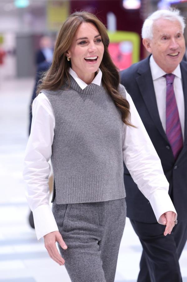 BRACKNELL, ENGLAND - OCTOBER 04: Catherine, Princess of Wales smiles as she arrives for her visit to Vsi Razom Community Hub, in the Lexicon Shopping Centre, on October 04, 2023 in Bracknell, England. The Princess was there to hear a<em></em>bout the work the organisation has been doing to support those who have arrived in the local area from Ukraine as a result of the o<em></em>ngoing conflict. (Photo by Chris Jackson/Getty Images)