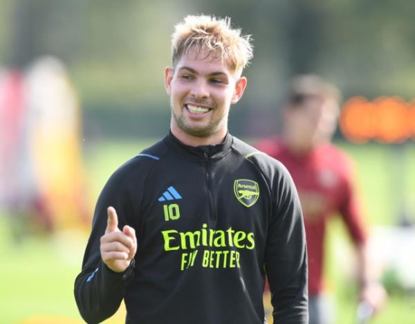 Arsenal midfielder Emile Smith-Rowe in training