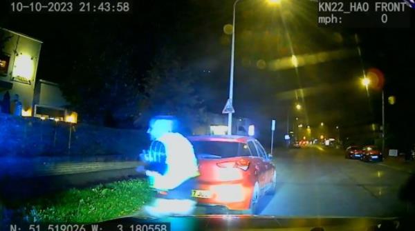 Grabs Moment female driver leads police on terrifying 70mph